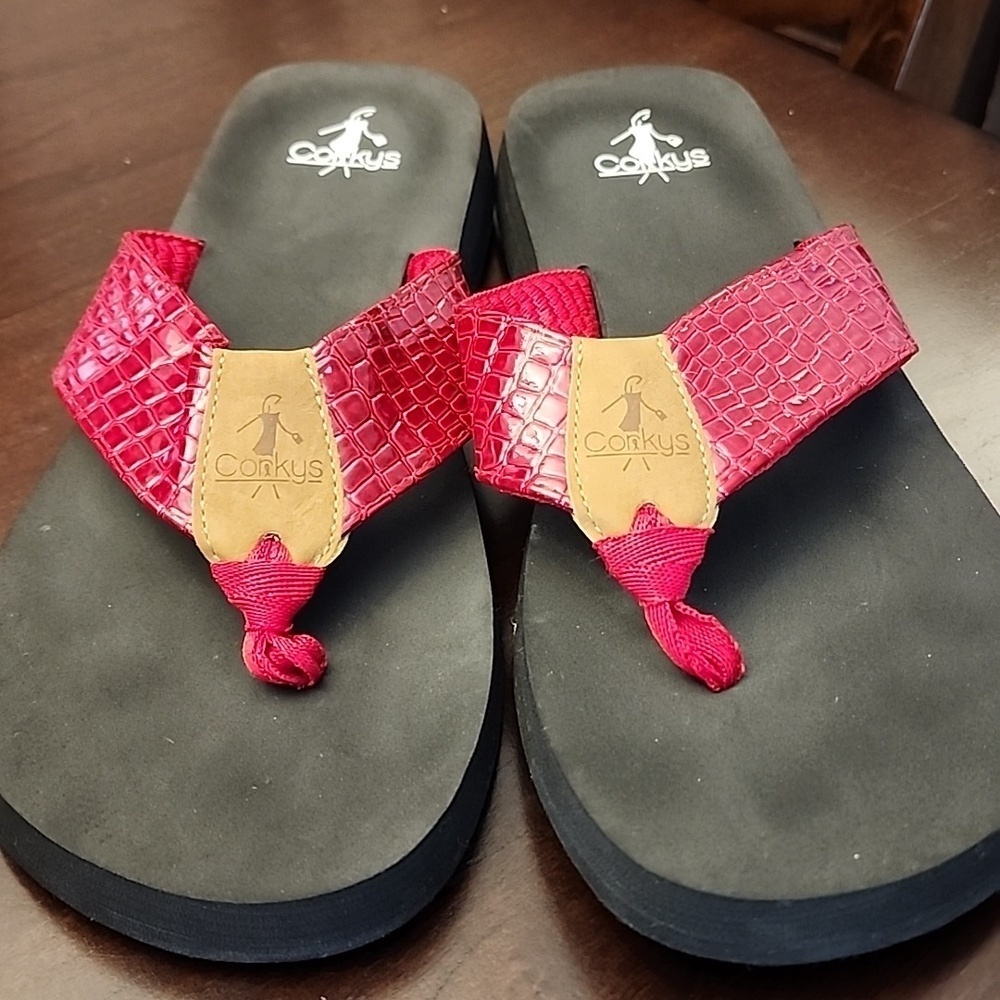 Corky’s Beach Ball Flip Flops in Red  Size 11  Great condition!